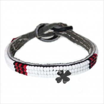 Masaï bracelet with clover mini charms
