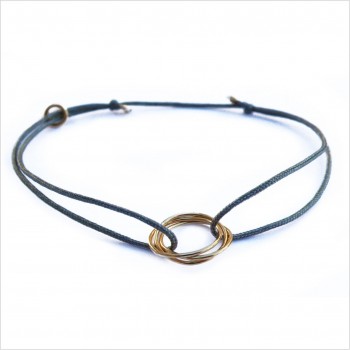 Bracelet en plaqué or 3 anneaux entrelacés sur lien soyeux coloré taille ajustable - Bijoux fins et fantaisies