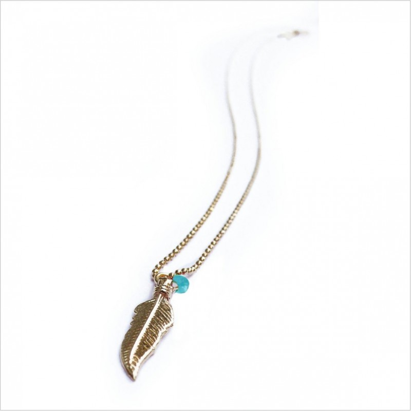 Collier mini plume perlée bleue sur chaine en plaqué or - Bijoux modernes - Gag et Lou - bijoux fantaisie