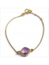 Bracelet sur chaine sertie d'une médaille lila en plaqué or - Bijoux fins et tendances