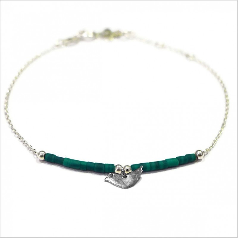 Bracelet Goa oiseau avec perles tubes verte émeraude sur chaine argent - Bijoux modernes - Gag et Lou - bijoux fantaisie
