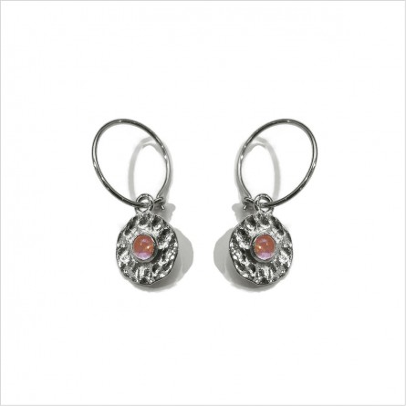 Boucles d'oreilles créoles en argent médaille ronde martelée pierre rose au centre - bijoux fins et intemporels