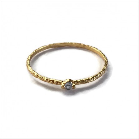 Bague fine martelée en plaqué or micro pierres fines blanche - Bijoux fins et fantaisies