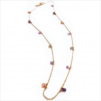 Collier sur chaine en plaqué or orné de minis pierres fines multicolores - Bijoux fins et tendances