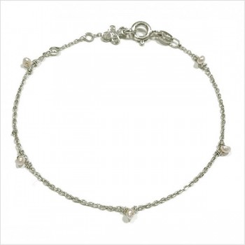 Bracelet sur chaine en argent orné de pierres fines en perles d'eau douce - Bijoux tendance