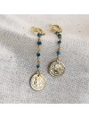 Boucles d'oreilles fine chaine de pierres fines apatite médaille pièce de monnaie pendante - Bijoux fins et originaux