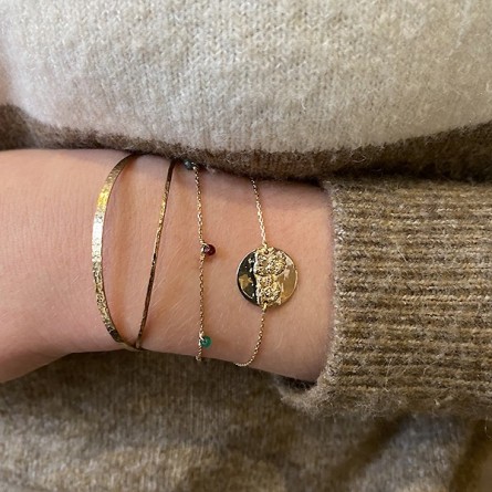 Bracelet médaille Ange ronde sur chaine fine en plaqué or - Bijoux fins et fantaisies tendances