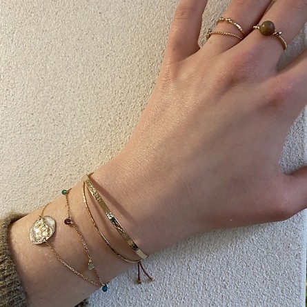 Bracelet médaille Ange ronde sur chaine fine en plaqué or - Bijoux fins et fantaisies tendances