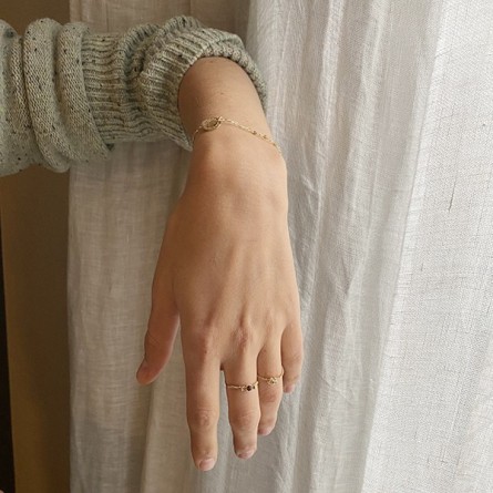 Bracelet chaine plaqué or pierre calcedoine médaille pièce de monnaie - Bijoux fins et tendances