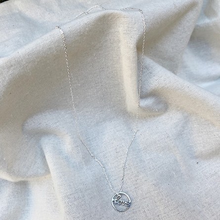 Collier médaille Love dans l'anneau en argent -Bijoux fins et fantaisies