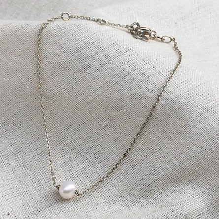 Bracelet sur chaine en argent pierre ronde perle d'eau douce - Bijoux fins et intemporels