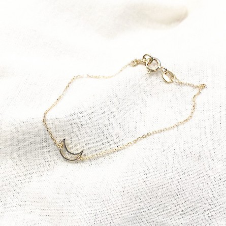 Bracelet lune évidée sur chaine en plaqué or - bijoux fins et fantaisies