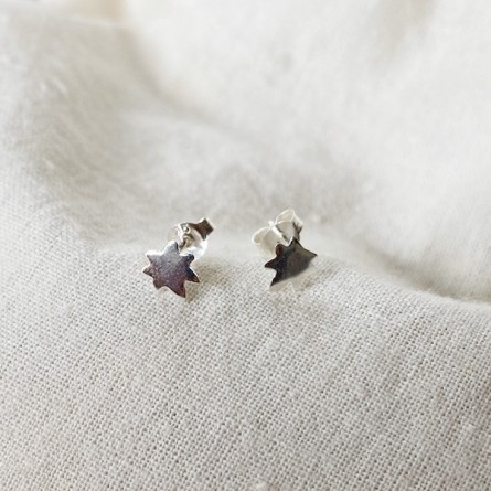 Boucles d'oreilles puce feuille en argent - Bijoux fins de créateur