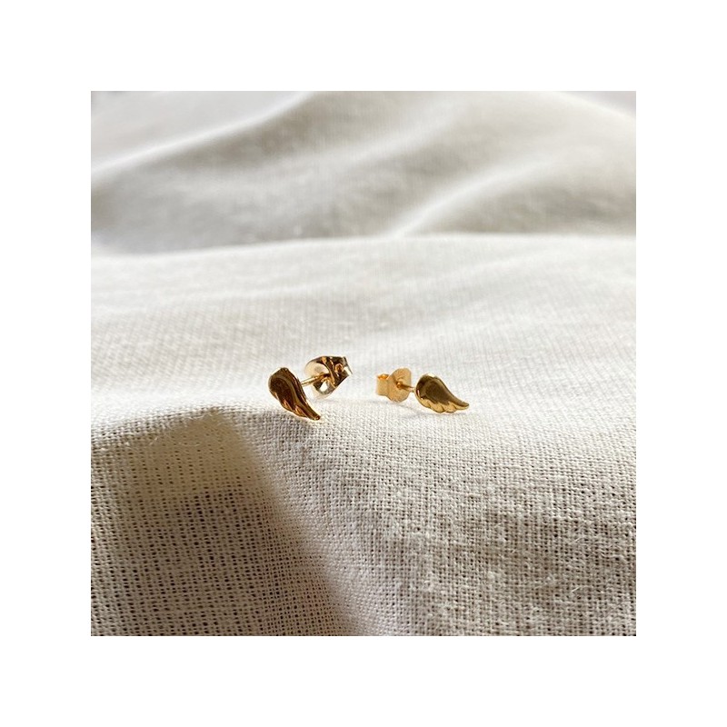 Boucles d'oreilles puce aile d'ange en plaqué or - Bijoux fins de créateur