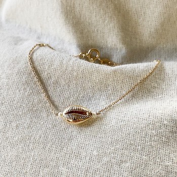 Bracelet Cauris et perle d'eau douce en plaqué or - Bijoux fins et fantaisies