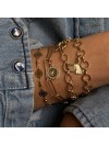 Bracelet à longs maillons fins et médaille ronde gravure étoile en plaqué or - bijoux fins et tendances