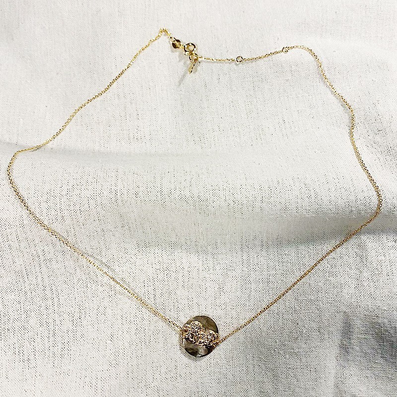 Collier fin en plaqué or médaille d'ange - Bijoux fins et intemporels