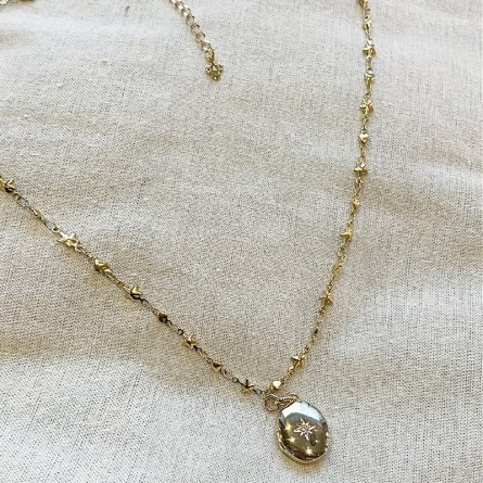 Collier à maillons et médaillon ovale qui s'ouvre plaqué or - Bijoux fins et intemporels