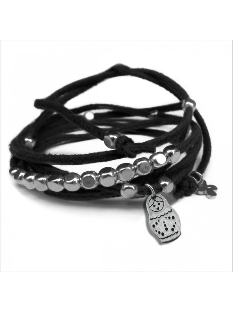 Mini charms matriochka sur daim noué noir perles en argent - bijoux modernes - gag et lou - bijoux fantaisie