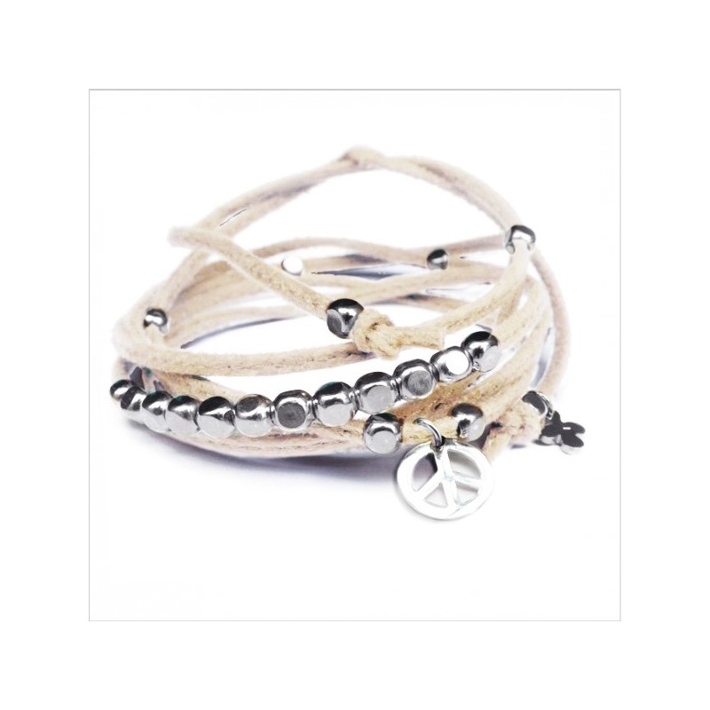 Mini charms peace sur daim noué beige perles en argent - bijoux modernes - gag et lou - bijoux fantaisie