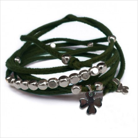 Mini charms trèfle sur daim noué vert perles en argent - bijoux modernes - gag et lou - bijoux fantaisie
